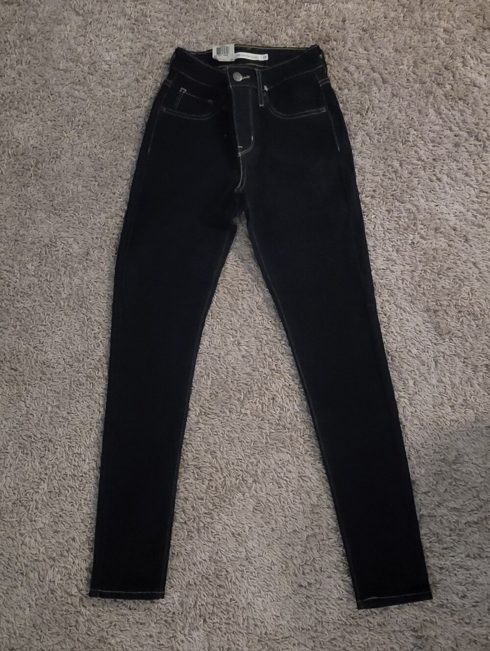 NWT 721 Levi High Rise Skinny Jean Dark Blue 24